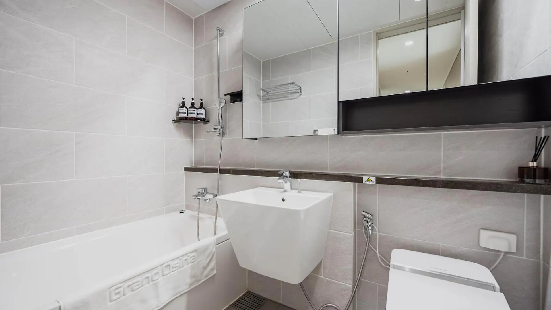 Grand Osiria Residence Busan Hotel