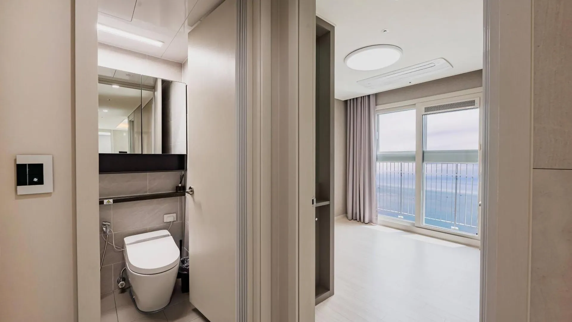 Grand Osiria Residence Busan 0*,  South Korea
