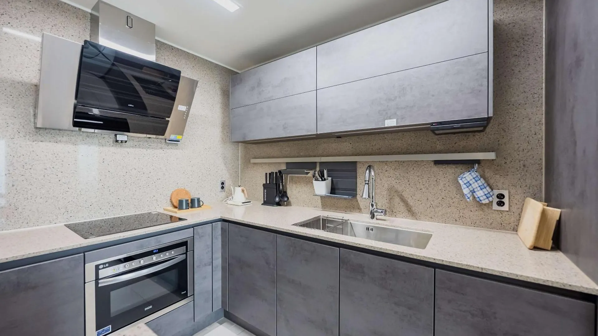 Grand Osiria Residence Busan