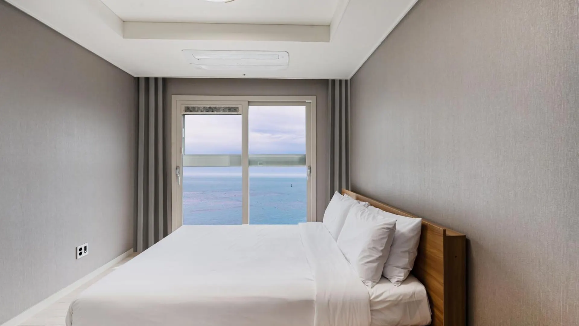Grand Osiria Residence Busan Hotel